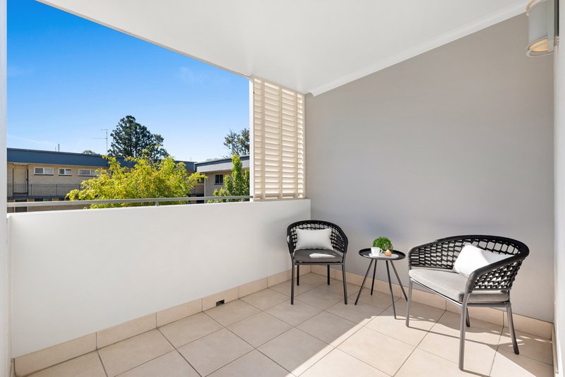 Photo - 5/146 Clarence Road, Indooroopilly QLD 4068 - Image 10