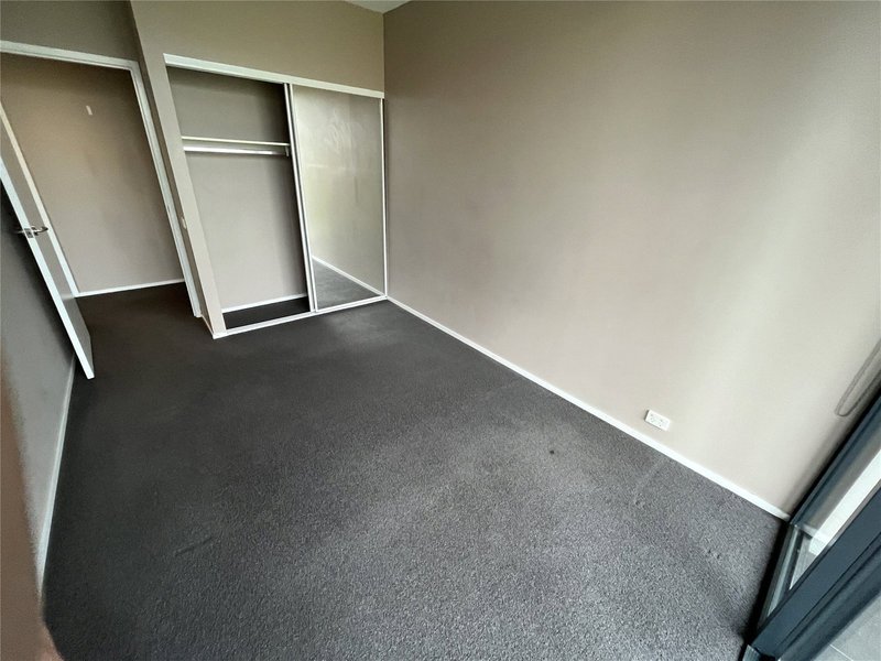 Photo - 514/610 St Kilda Road, Melbourne VIC 3004 - Image 6