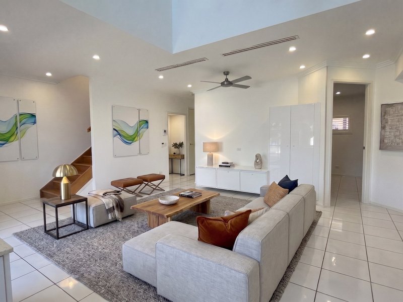 Photo - 5/15-17 Sylvan Beach Esplanade, Bellara QLD 4507 - Image 3