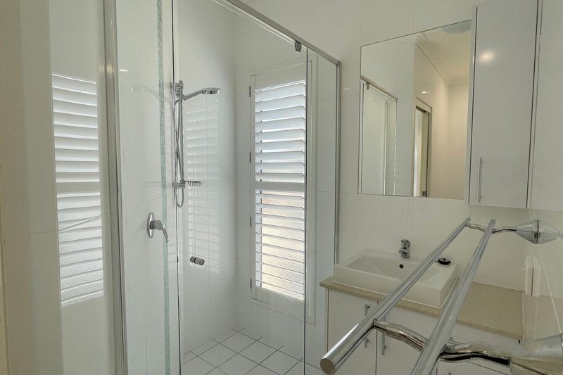Photo - 5/15-17 Sylvan Beach Esplanade, Bellara QLD 4507 - Image 14