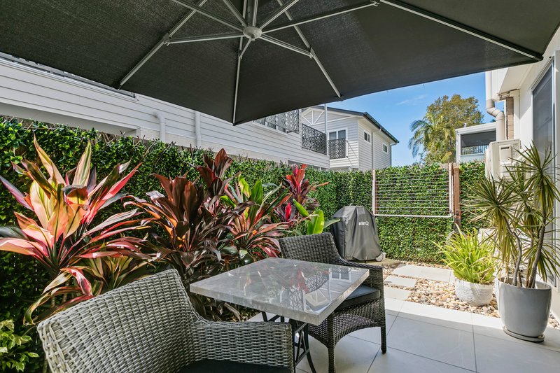 Photo - 5/15-17 Yinni Street, Maroochydore QLD 4558 - Image 6