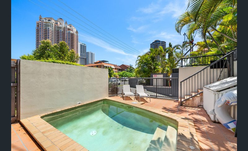 Photo - 5/15 Britannia Avenue, Broadbeach QLD 4218 - Image 7