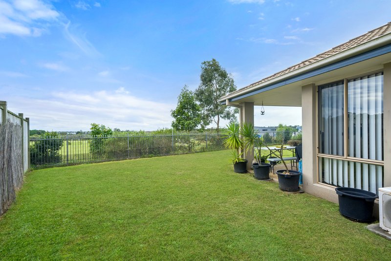 Photo - 5/15 College Street, North Lakes QLD 4509 - Image 11