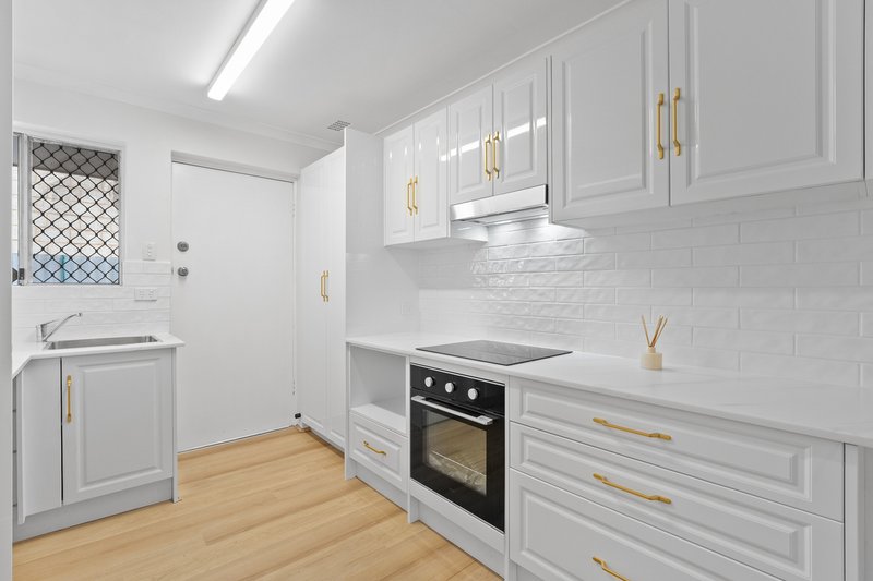 Photo - 5/15 Fisher Street, Rockingham WA 6168 - Image 14