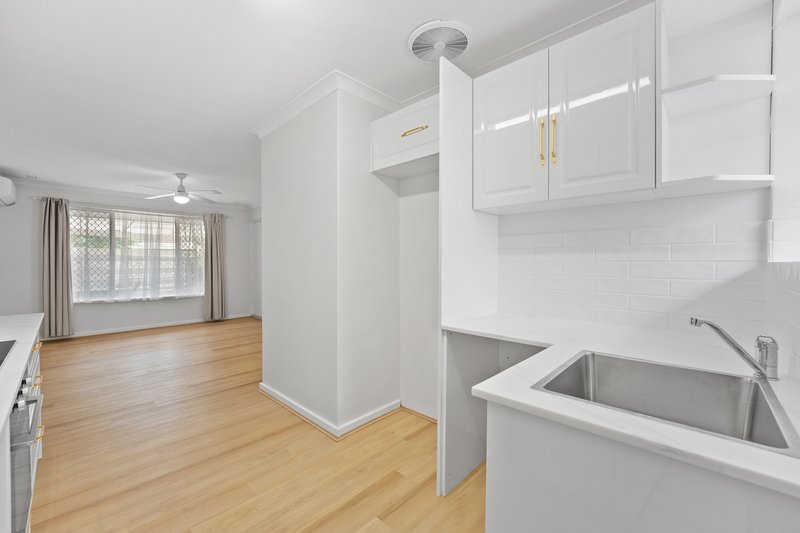 Photo - 5/15 Fisher Street, Rockingham WA 6168 - Image 15