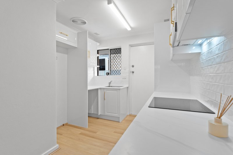 Photo - 5/15 Fisher Street, Rockingham WA 6168 - Image 17