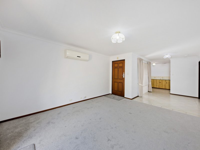 Photo - 5/15 Kerry Street, Dianella WA 6059 - Image 5