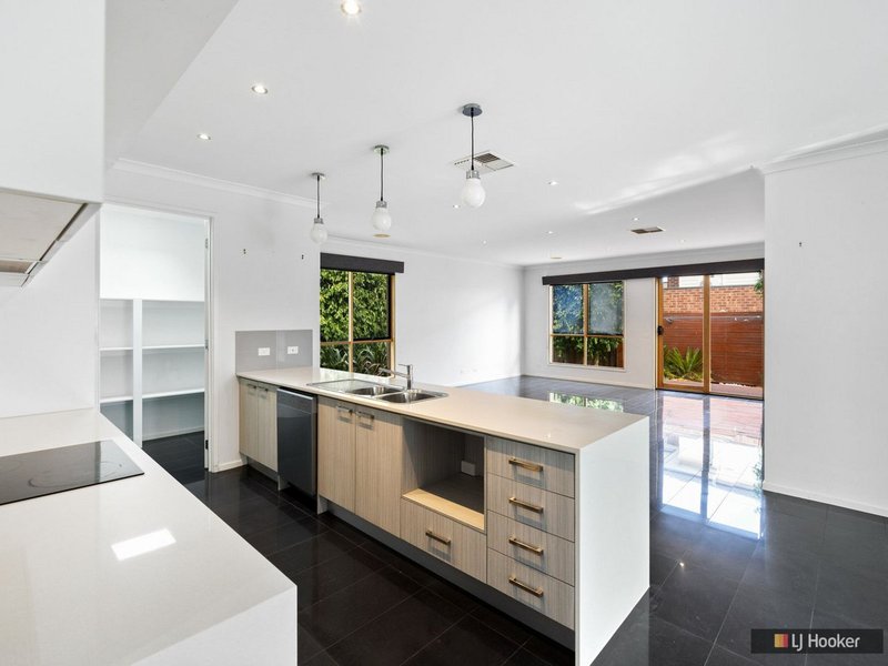 Photo - 515 Mt Ridley Road, Mickleham VIC 3064 - Image 3