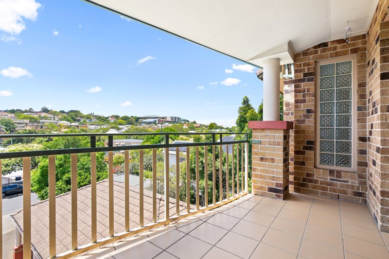 Photo - 5/15 Reeve Street, Clayfield QLD 4011 - Image 2