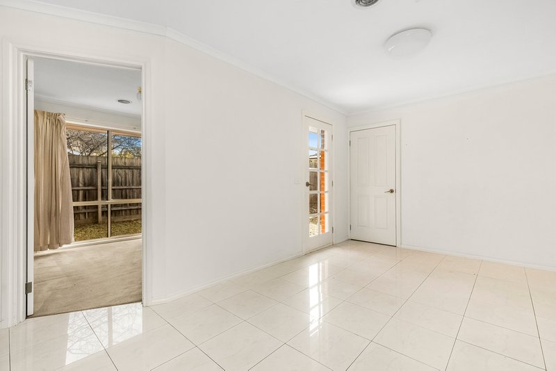 Photo - 515 Springvale Road, Glen Waverley VIC 3150 - Image 4