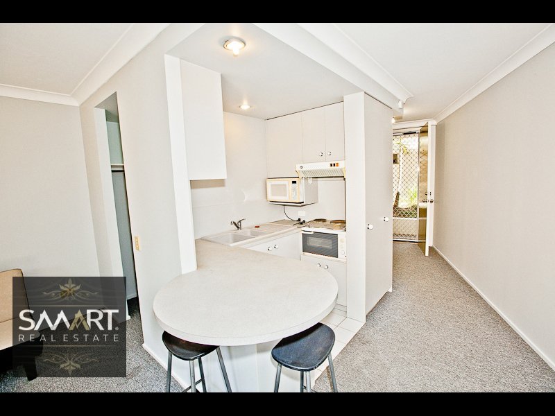 Photo - 5/15 Weemala Street, Chevron Island QLD 4217 - Image 3