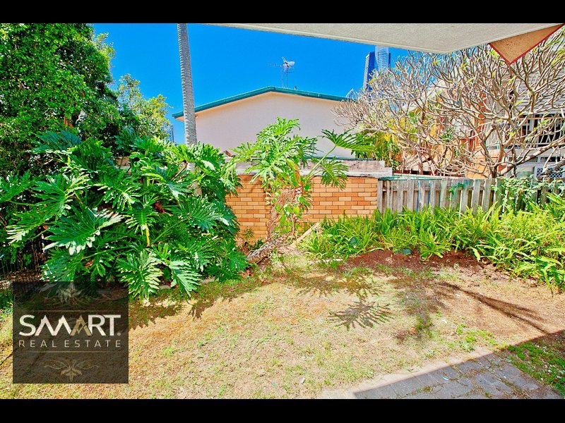 Photo - 5/15 Weemala Street, Chevron Island QLD 4217 - Image 10