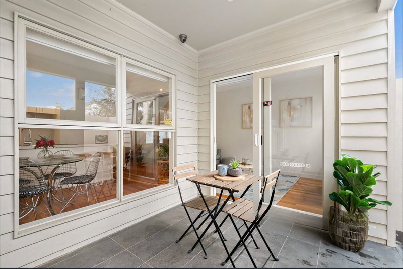 Photo - 5/150-152 Brighton Road, Ripponlea VIC 3185 - Image 1