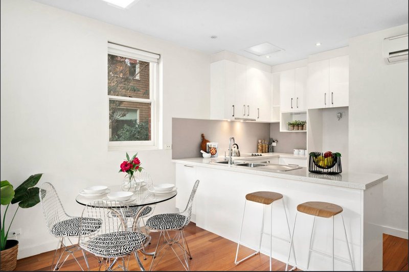 Photo - 5/150-152 Brighton Road, Ripponlea VIC 3185 - Image 3