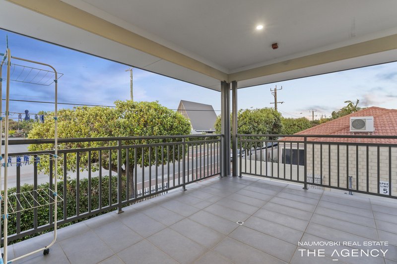 Photo - 5/150 Ravenswood Drive, Nollamara WA 6061 - Image 10