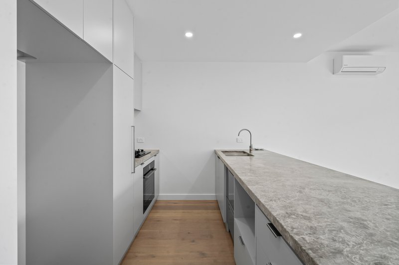 Photo - 5/153 Cooper Street, Essendon VIC 3040 - Image 3