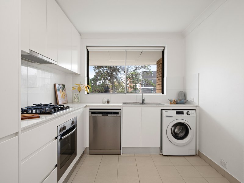 Photo - 5/159 Old South Head Road, Bondi Junction NSW 2022 - Image 5
