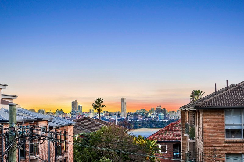 Photo - 5/16-18 Harrison Street, Cremorne NSW 2090 - Image 3