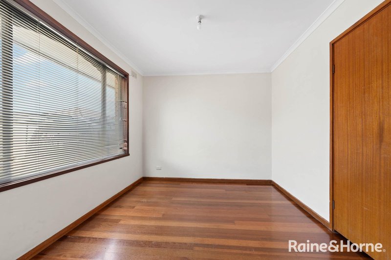 Photo - 5/16 Adelaide Street, St Albans VIC 3021 - Image 6