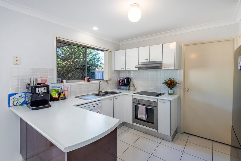 Photo - 5/16 Bluebird Avenue, Ellen Grove QLD 4078 - Image 3