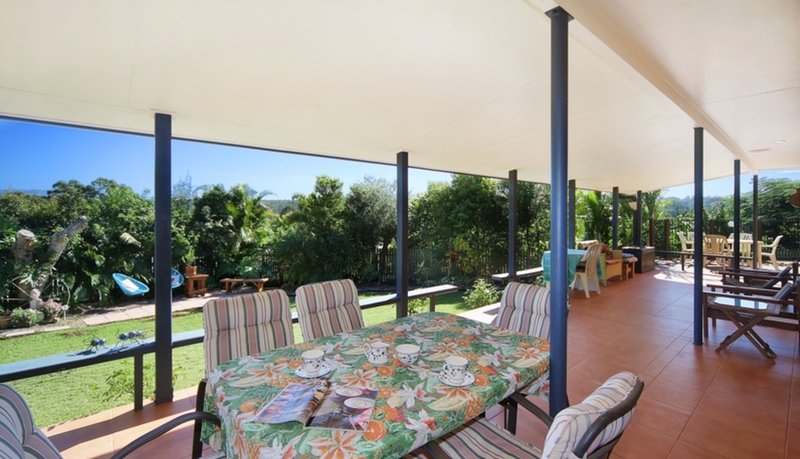 Photo - 516 Connection Road, Mooloolah Valley QLD 4553 - Image 1