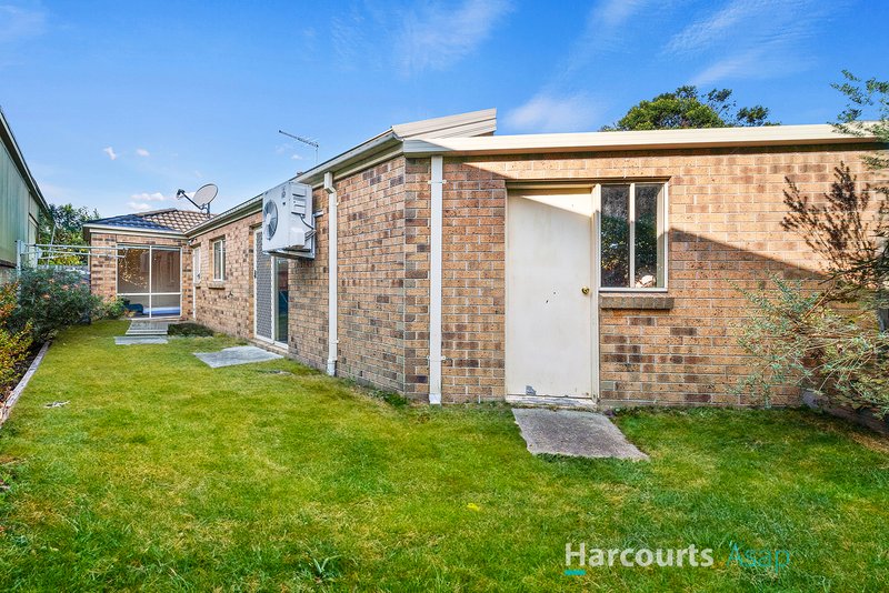 Photo - 5/16 Edgewood Road, Dandenong VIC 3175 - Image 9