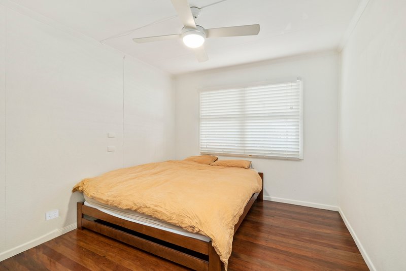 Photo - 5/16 Lanham Street, Coolangatta QLD 4225 - Image 4