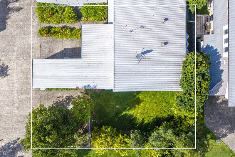 Photo - 5/16 Sapphire Place, Elanora QLD 4221 - Image 2