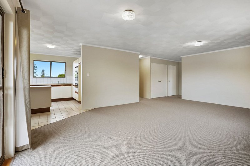Photo - 5/16 Shields Street, Redcliffe QLD 4020 - Image 3