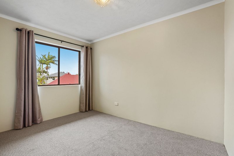 Photo - 5/16 Shields Street, Redcliffe QLD 4020 - Image 6