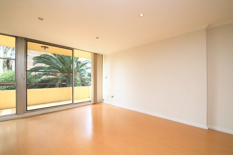 Photo - 5/16 West Terrace, Bankstown NSW 2200 - Image 6