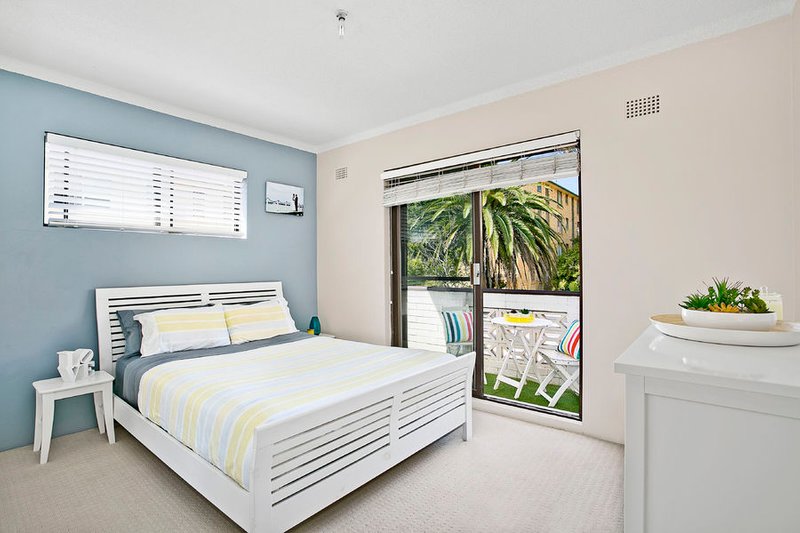 Photo - 5/16 Wetherill Street, Narrabeen NSW 2101 - Image 4