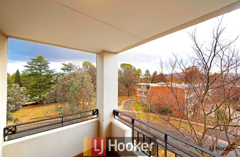 Photo - 51/60 Henty Street, Braddon ACT 2612 - Image 1