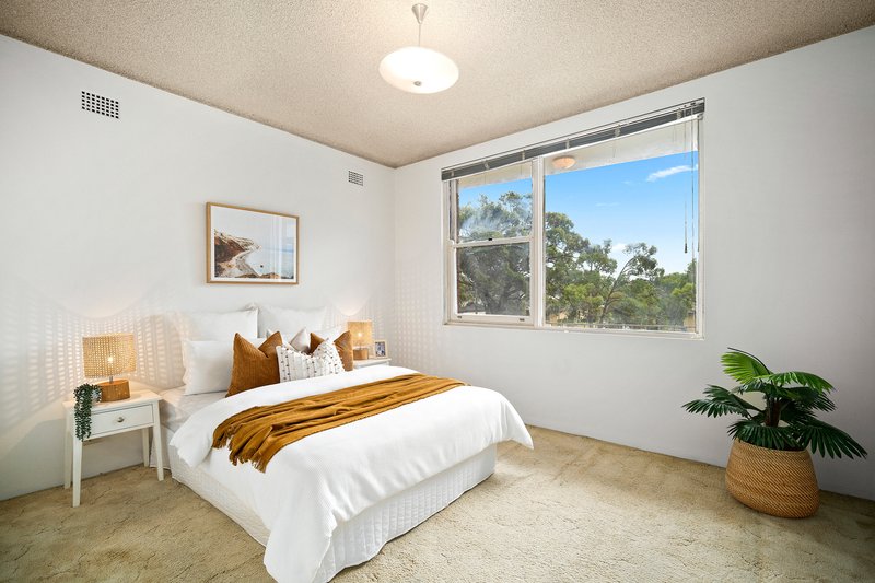 Photo - 5/162-166 Chuter Avenue, Sans Souci NSW 2219 - Image 5