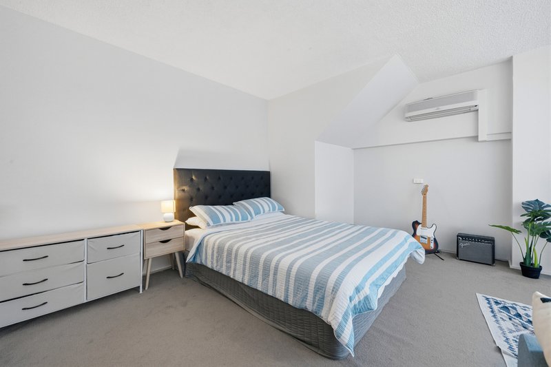 Photo - 516/29 Newland Street, Bondi Junction NSW 2022 - Image 4