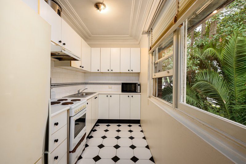 Photo - 5/166 Willarong Road, Caringbah NSW 2229 - Image 4