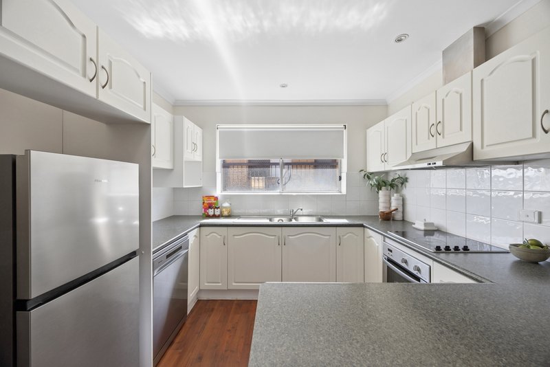 Photo - 5/168-170 Seaview Road, Henley Beach South SA 5022 - Image 10