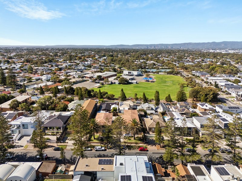 Photo - 5/168-170 Seaview Road, Henley Beach South SA 5022 - Image 17
