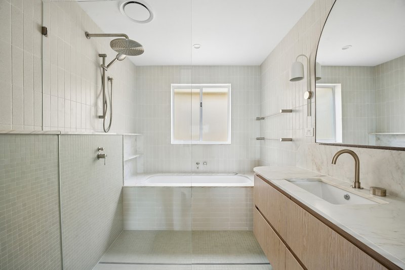 Photo - 5/168 Ramsgate Avenue, North Bondi NSW 2026 - Image 11