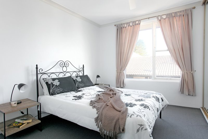 Photo - 5/169 Ocean Street, Narrabeen NSW 2101 - Image 3