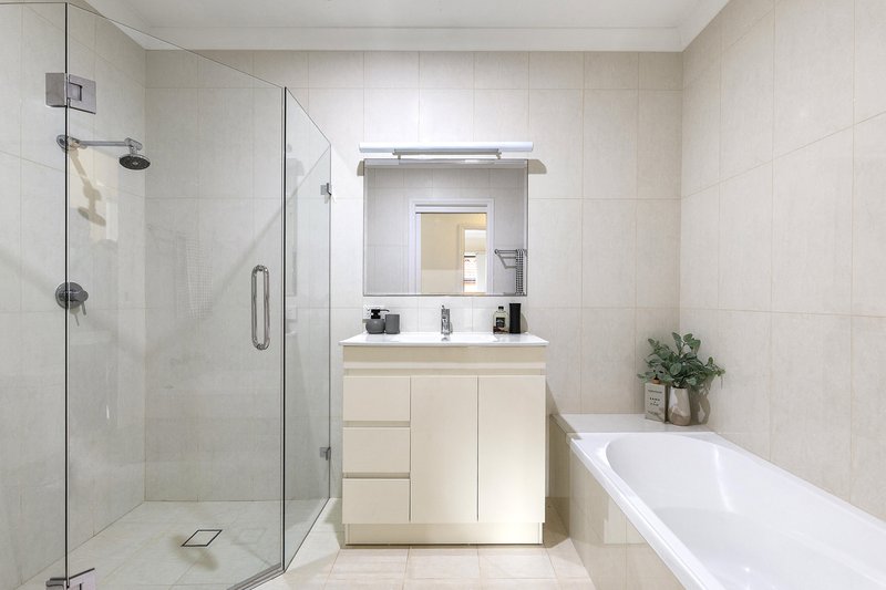 Photo - 5/17-19 Neringah Avenue North, Wahroonga NSW 2076 - Image 8