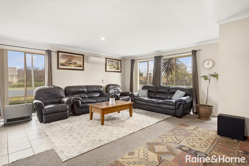 Photo - 5/17-23 Thurralilly Street, Queanbeyan East NSW 2620 - Image 4