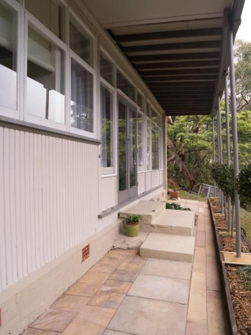 Photo - 517 Barrenjoey Road, Bilgola Beach NSW 2107 - Image 3