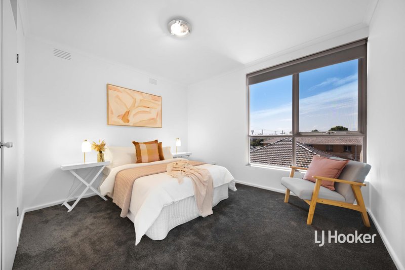 Photo - 5/17 Gordon Street, Footscray VIC 3011 - Image 8