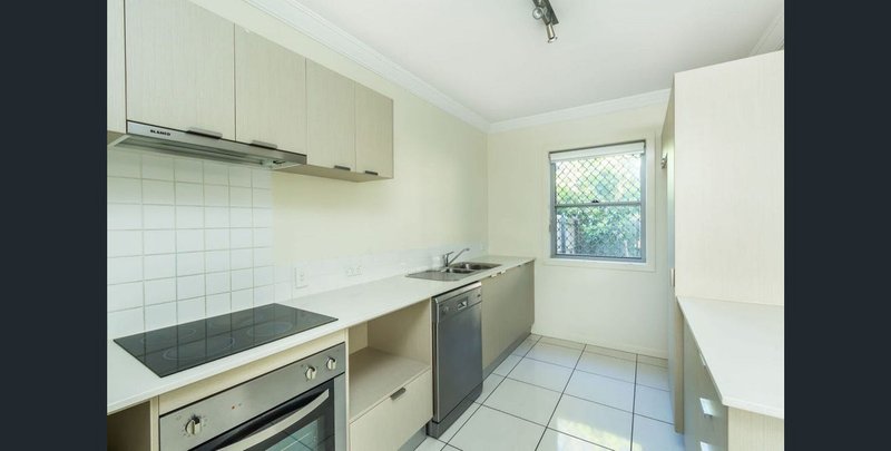 Photo - 5/17 Hilltop Crescent, Carina QLD 4152 - Image 3