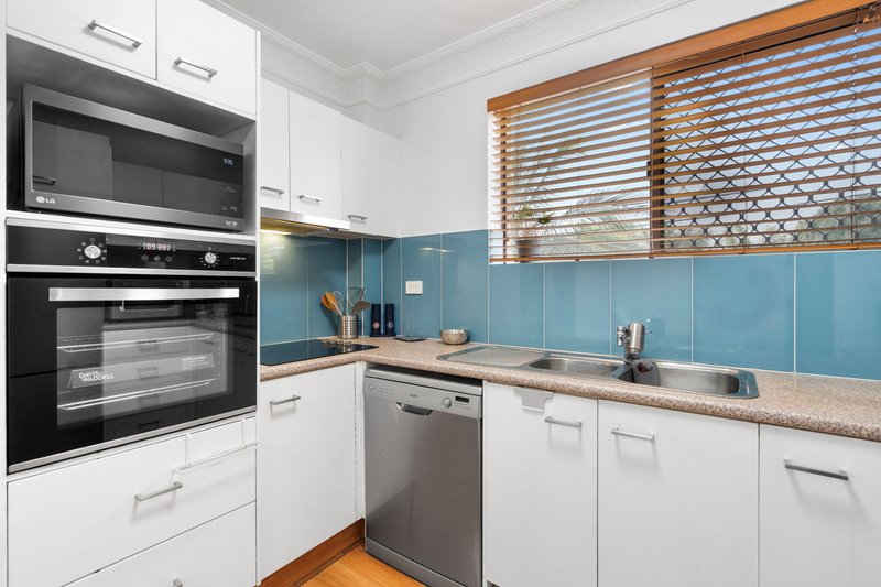 Photo - 5/17 Mcmaster Street, Nundah QLD 4012 - Image 4
