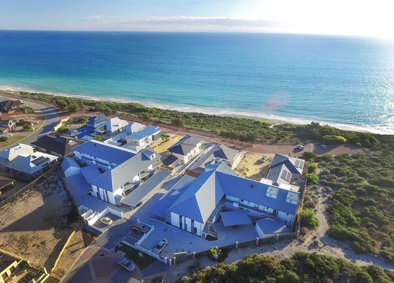 Photo - 5/17 Royal James Court, Quinns Rocks WA 6030 - Image 1