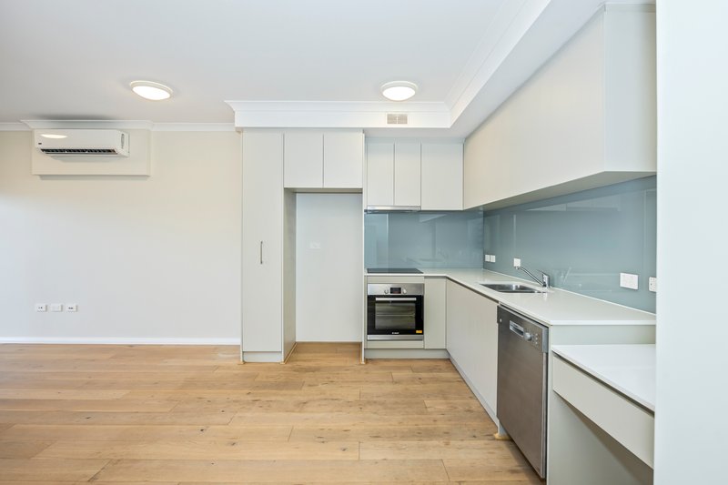 Photo - 5/17 Royal James Court, Quinns Rocks WA 6030 - Image 7