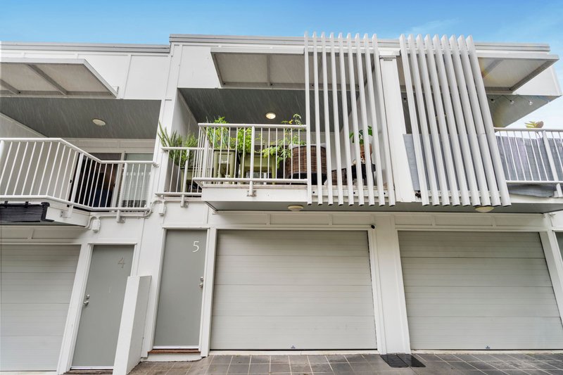 Photo - 5/17 Wickham Street, Morningside QLD 4170 - Image 1