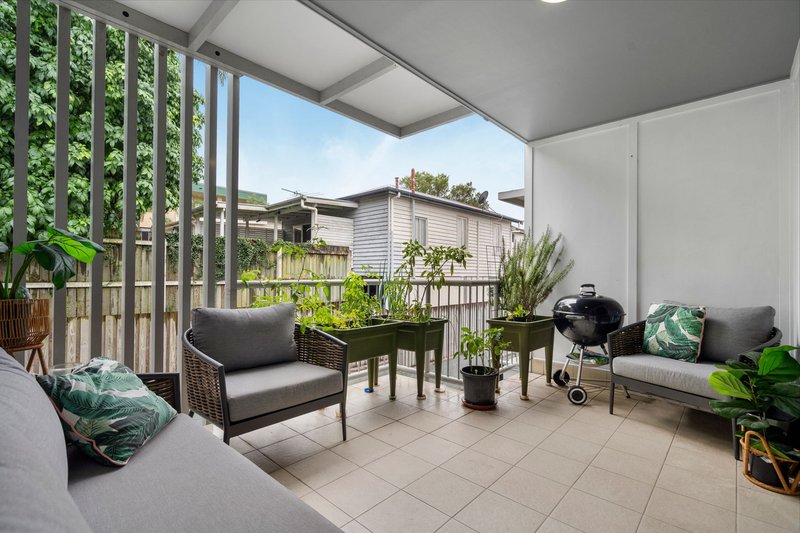 Photo - 5/17 Wickham Street, Morningside QLD 4170 - Image 2
